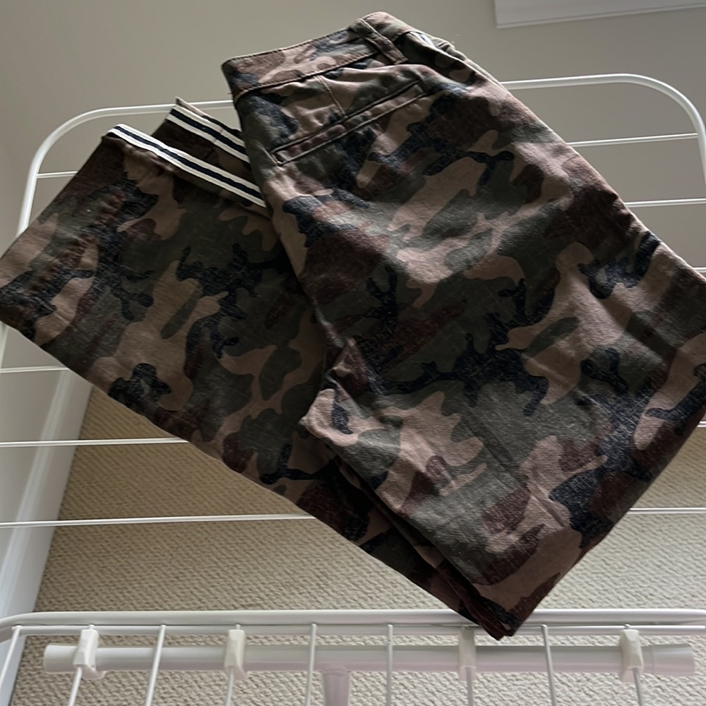 Abercrombie & Fitch woman camp pants 27/4R